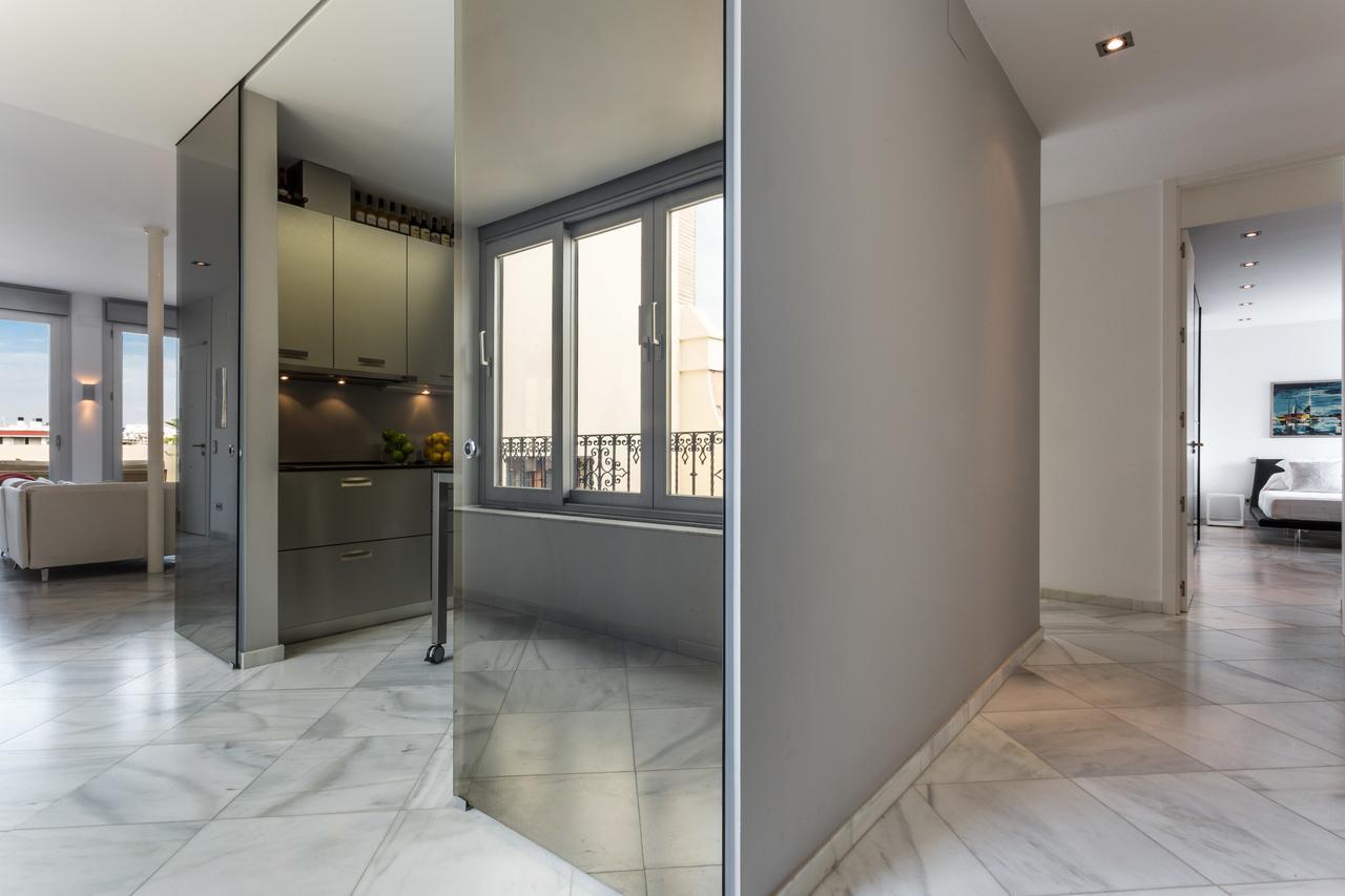 Puerta Del Leon Apartment Seville Exterior photo
